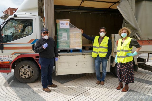 El Rotay Club de Cartagena vuelve a colaborar con el operativo de emergencia