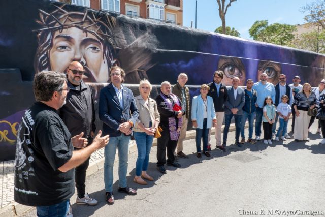 Santa Lucía estrena un mural dedicado al Jesús Nazareno marrajo antes de la Noche del Encuentro