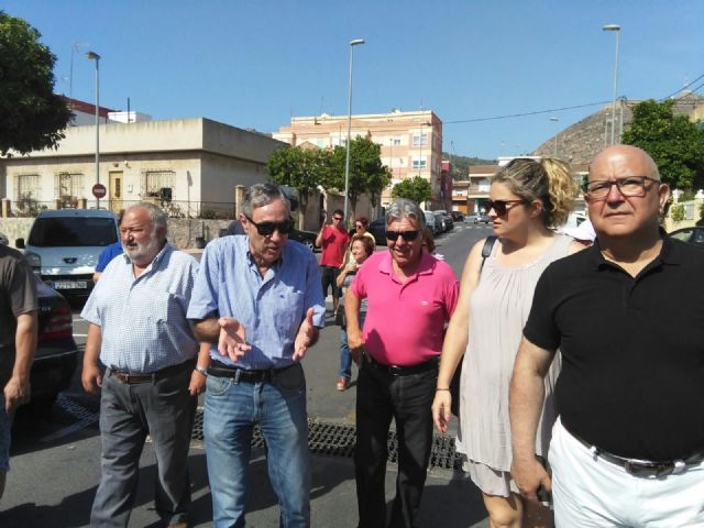 Cs Cartagena acompaña a los vecinos de La Concepción en su manifestación para denunciar el abandono del barrio