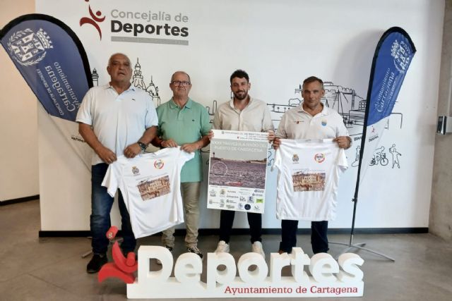 Cartagena alberga este domingo una travesía a nado en el puerto con la participación de deportistas internacionales y olímpicos