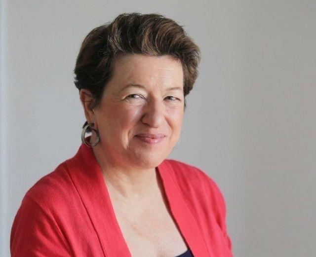 La escritora Laura Freixas analizará el papel de la mujer y presentará su nuevo libro en ´Cartagena Piensa´