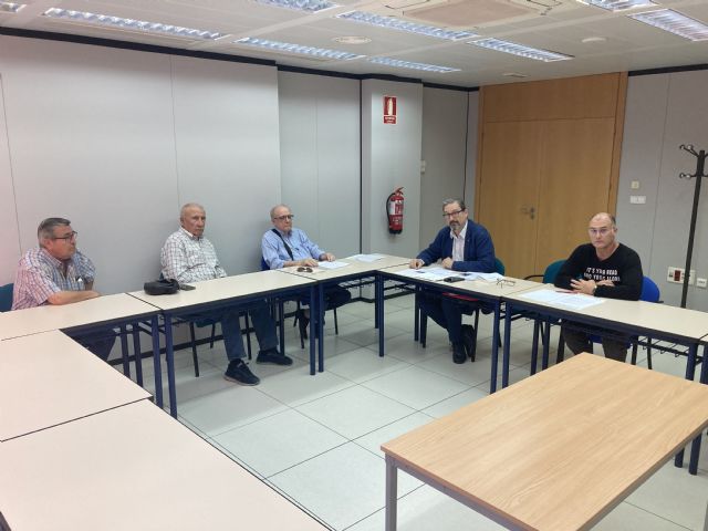 CCOO se reúne en Cartagena con la Asociación de afectados por el amianto (APENA)