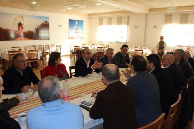 Cs pregunta al Gobierno por los retrasos en ceder espacios de Contentpolis a los empresarios de Los Camachos para su sede