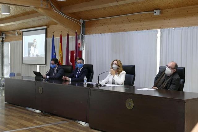 Más de 200 investigadores procedentes de los cinco continentes se dan cita en la UPCT en torno al urbanismo