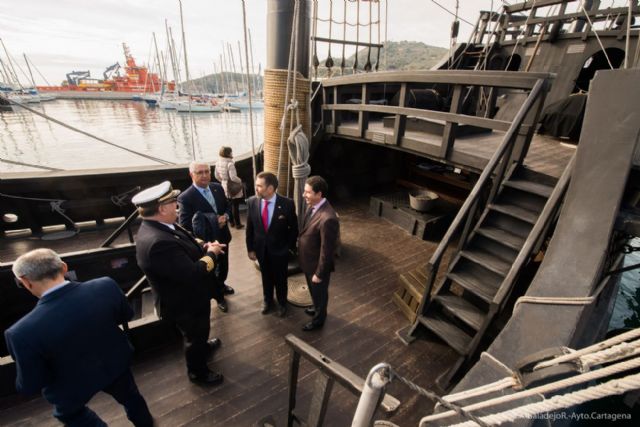 La Nao Victoria recala unos días en Cartagena