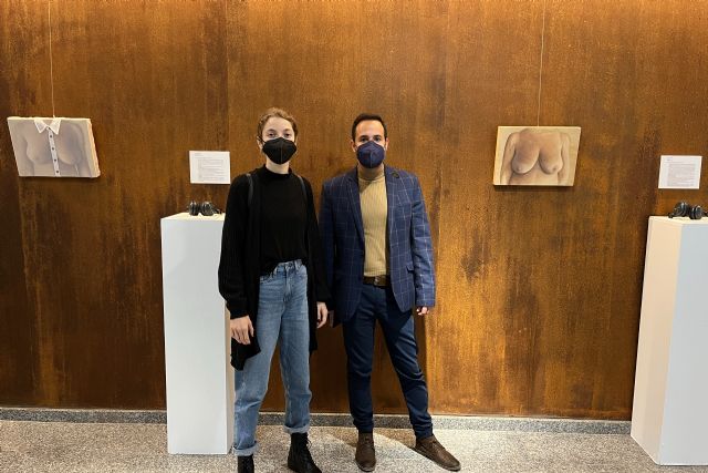 ´La hipersexualización del pecho de la mujer´, de Sara Aroca Costa, en la sala de exposiciones Dora Catarineu