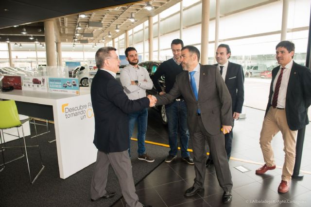 El alcalde visitó las instalaciones de Automenor