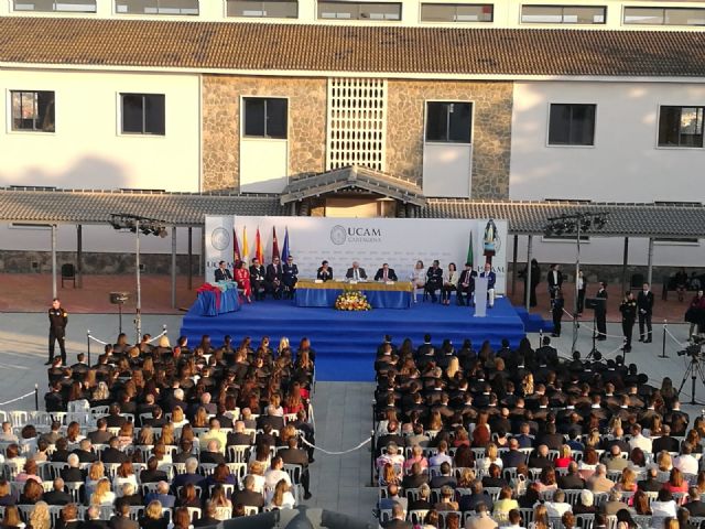 La UCAM suma a la historia de Cartagena la primera graduación del Campus de los Dolores