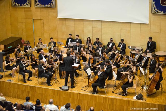 La Joven Orquesta Sinfónica de Cartagena se estrenó con un concierto en la UPCT