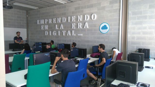 Juventud apuesta por la formacion orientada a las nuevas tecnologias