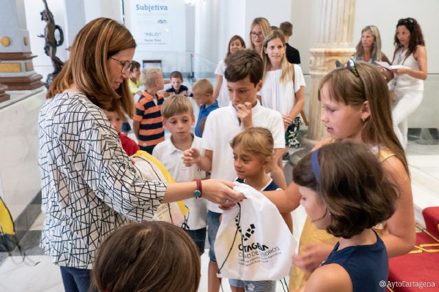 Cartagena acoge en verano a 22 niños de las zonas afectadas por Chernobyl