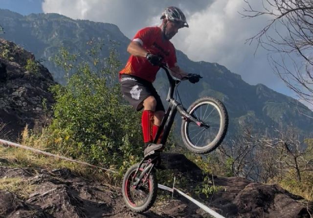 El cartagenero Raúl Martínez Carrasco vuelve a proclamarse campeón mundial de BikeTrial por segundo año consecutivo