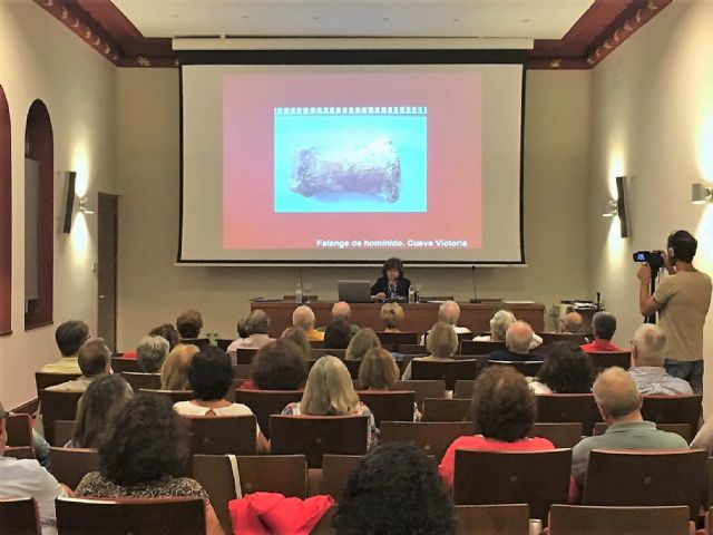 El Real Casino de Murcia acogio una conferencia sobre el Museo Arquelogico de Cartagena