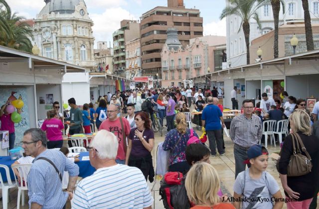 ´Cartagena, mes de ferias´ continúa con el Encuentro de Asociaciones Juveniles y el Mercadillo Artesanal