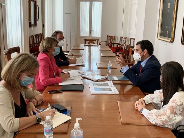 Cartagena mejorará la conexión directa en autobús con los municipios de su área de influencia