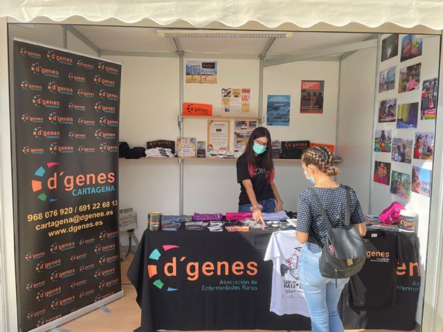 D´Genes expone la labor que desarrolla y sus servicios en la Feria 'Inclusiones' celebrada en Cartagena