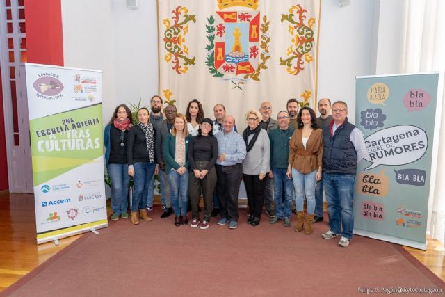 Educación y Servicios Sociales se unen por la cohesión social y la diversidad cultural