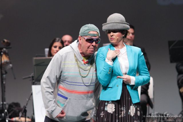 La Hospitalidad de Santa Teresa celebro su tradicional gala benefica en El Batel