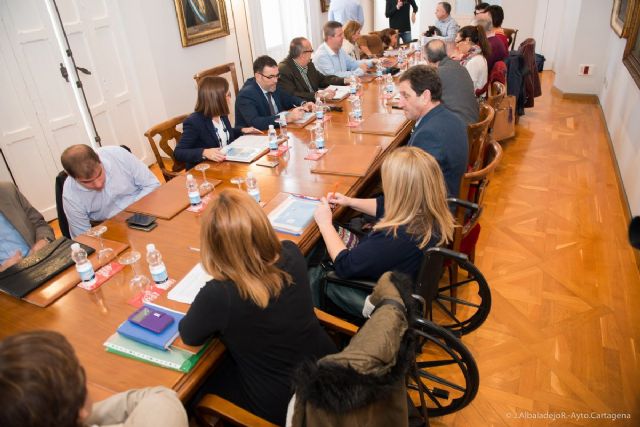 Todas las concejalías y diversas asociaciones se implicarán en el Plan Municipal de Discapacidad