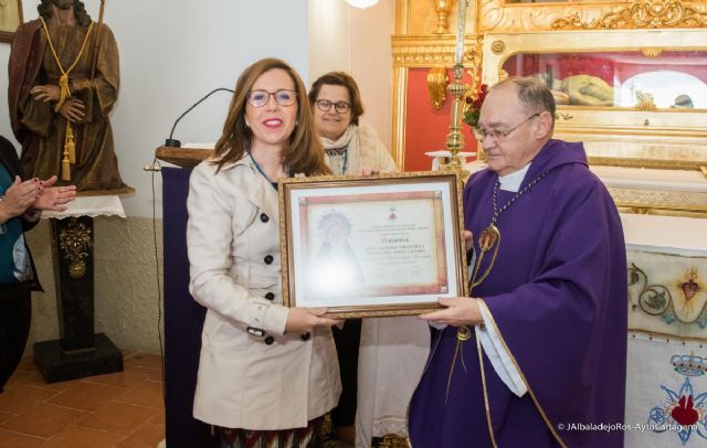 Ana Belen Castejon madrina de la Cofradia Virgen del Calvario