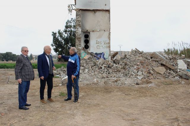 La antigua depuradora de saneamiento de Barrio Peral ya es historia