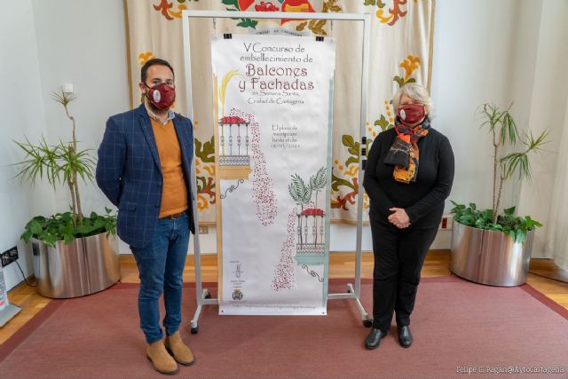 Cartagena anima a engalanar edificios para vivir una Semana Santa diferente