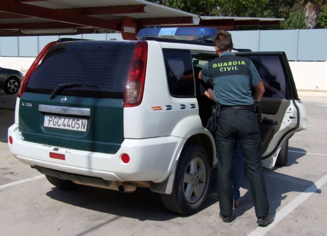 La Guardia Civil detiene a tres experimentados delincuentes por el asalto a un domicilio de Los Nietos-Cartagena