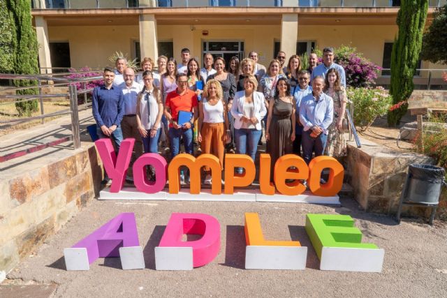 Siete personas al día encuentran un empleo en el último año en Cartagena