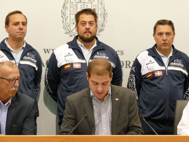 El Club de Regatas de Cartagena estará presente en el Mundial de Pesca en embarcación fondeada que se celebra en el País Vasco