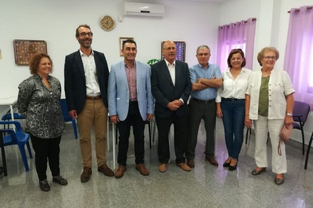 Ayuntamiento y Repsol renuevan el convenio para el desarrollo del deporte en Alumbres y Vista Alegre