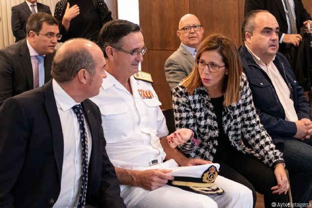 El Ayuntamiento agilizará los trámites para hacer del Puerto de Cartagena un espacio más accesible y ampliar la oferta de ocio