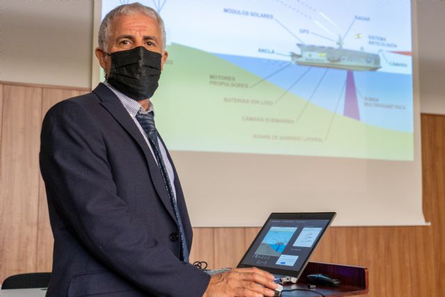 El observatorio oceanográfico robótico de la UPCT puede navegar indefinidamente y decidir dónde explorar