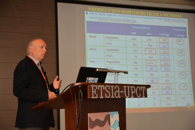 UPCT y Sulfato Cálcico del Mediterráneo desarrollan una metodología que evita la contaminación de suelo por nitratos