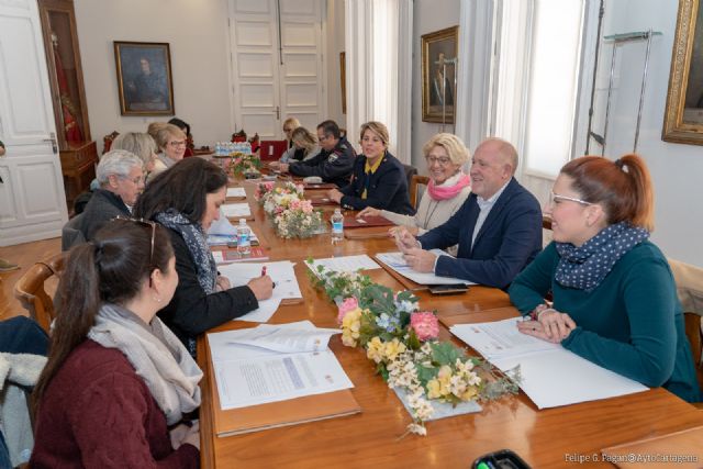 La Comisión de Personas sin Hogar repasa el dispositivo contra el frio y coordina acciones para su integración
