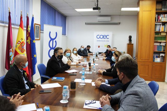 El sector industrial de la comarca del Campo de Cartagena reivindica la importancia de la formación profesional