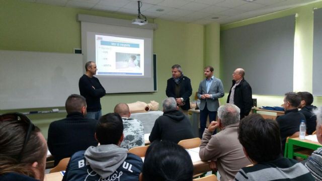 Finaliza el curso de Soporte Vital Basico y Desfibrilacion Semiautomatica DESA en el que han participado 45 personas