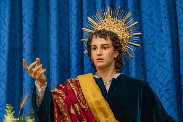 El Obispo bendice la nueva imagen de San Juan