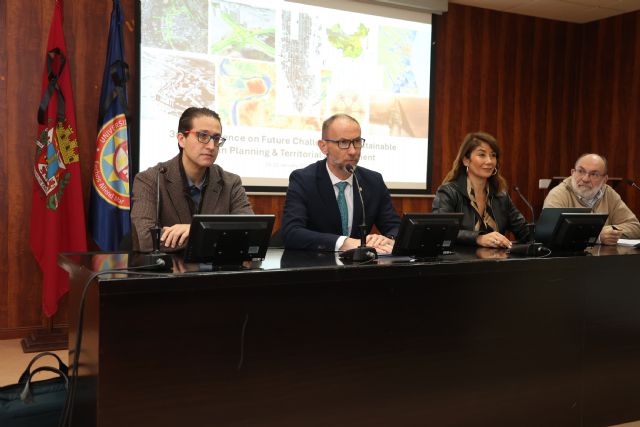 300 investigadores debaten sobre urbanismo y gestión del territorio