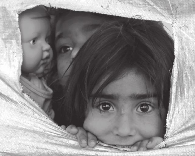 La exposicion itinerante Pasajeros, realizada por refugiados, llega a Cartagena