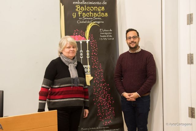 Balcones y fachadas de Cartagena volveran a embellecerse por Semana Santa