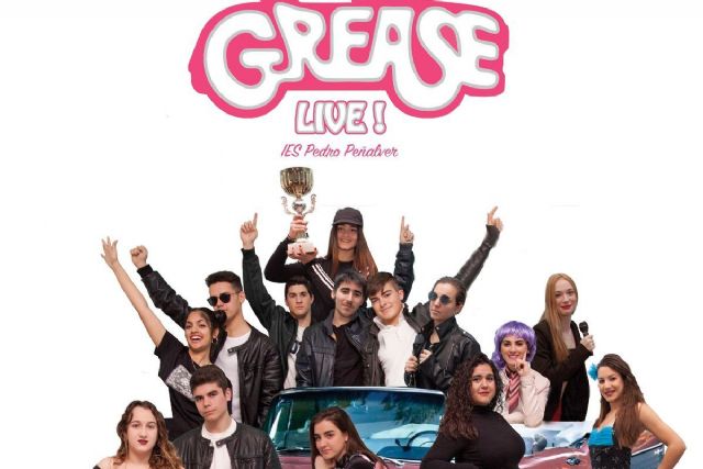 El grupo de teatro Serendipia del IES Pedro Peñalver de Cartagena representan Grease Live! El Musical en El Luzzy
