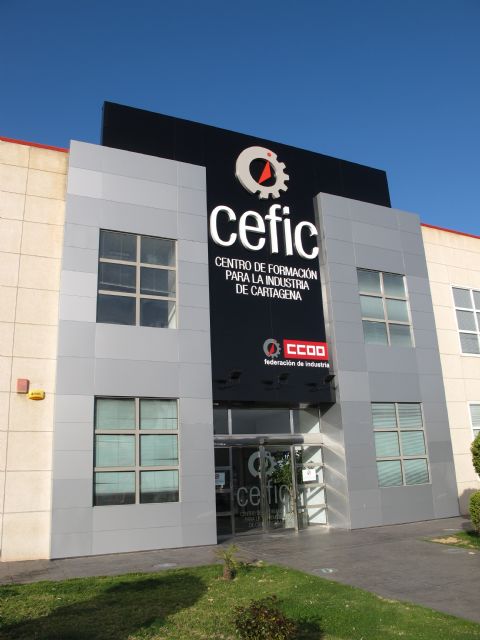 Ccoo prepara a Cartagena para la industria 4.0