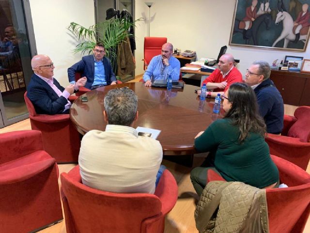 FAVCAC considera un despropósito que las Torres de Alta Tensión se encuentren a escasos metros de las viviendas