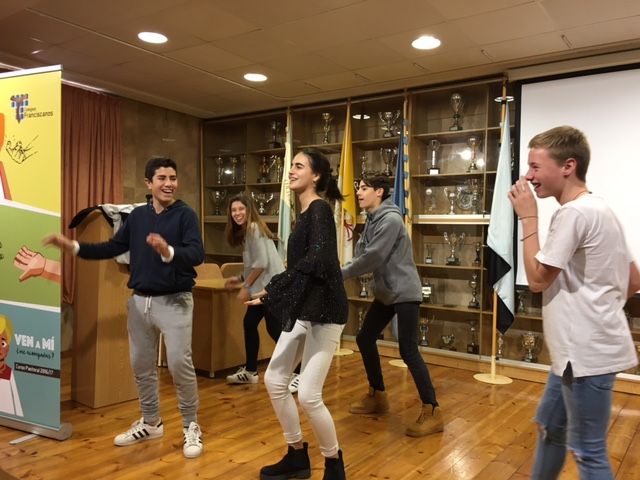 Educacion lleva el teatro a los centros escolares