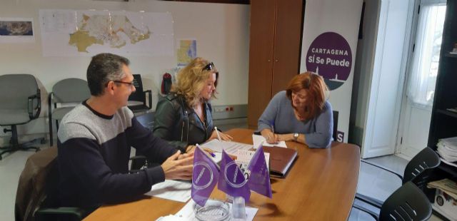 CTSSP-Podemos apoya a la Asociación ACCU en el proyecto Open Door/Puerta Abierta