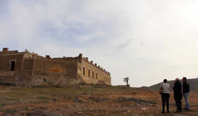 Ciudadanos Cartagena estudia la mejor manera de salvar el acuartelamiento militar de Campillo de Adentro