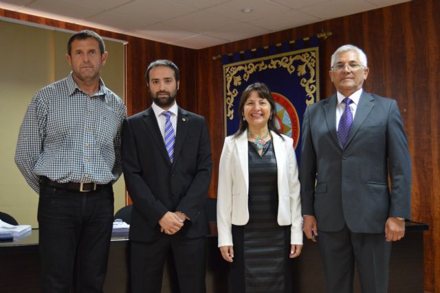 Una tesis demuestra que la vegetación puede ayudar a regenerar los suelos mineros en zonas desérticas