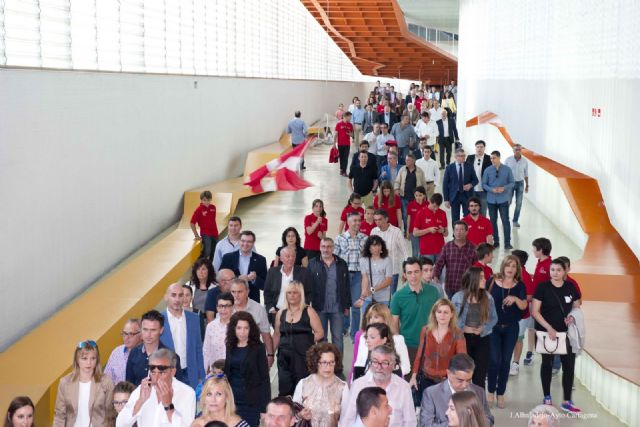 La Gran Gala del Deporte Cartagenero llenó el Batel con una ceremonia en la que hubo mucho humor, gimnasia y música que amenizaron con éxito las dos horas y media de duración