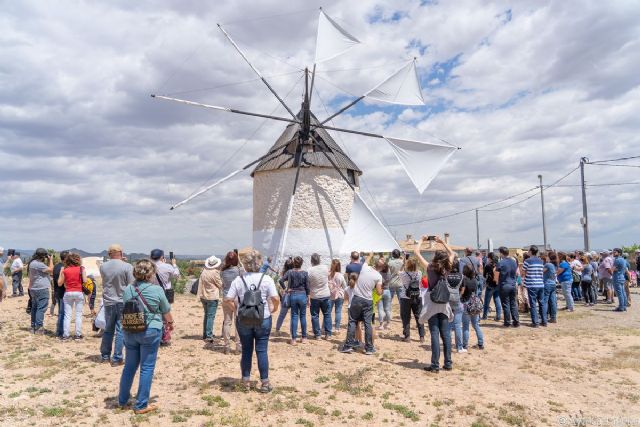 El Molino de Zabala acercó su legado e historia en el Día de los Molinos de Viento