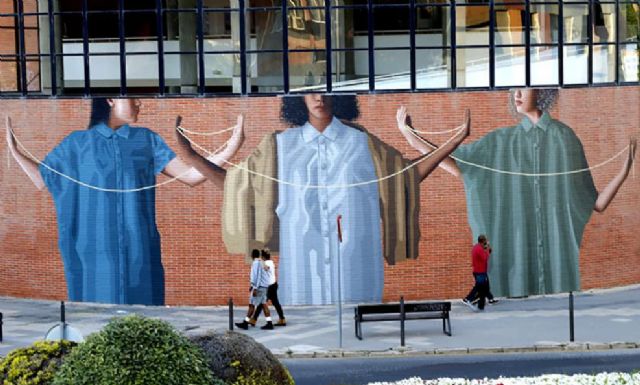 Los muralistas de Mucho Más Mayo muestran sus trabajos en los barrios y en la ciudad